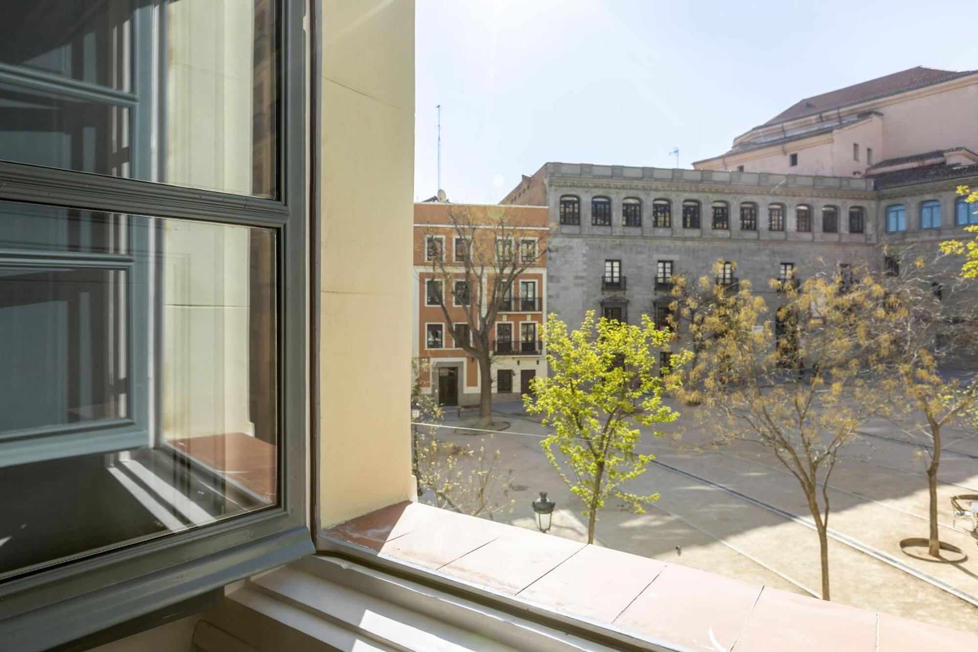 Precioso Apt En La Plaza De La Paja Latina マドリード エクステリア 写真