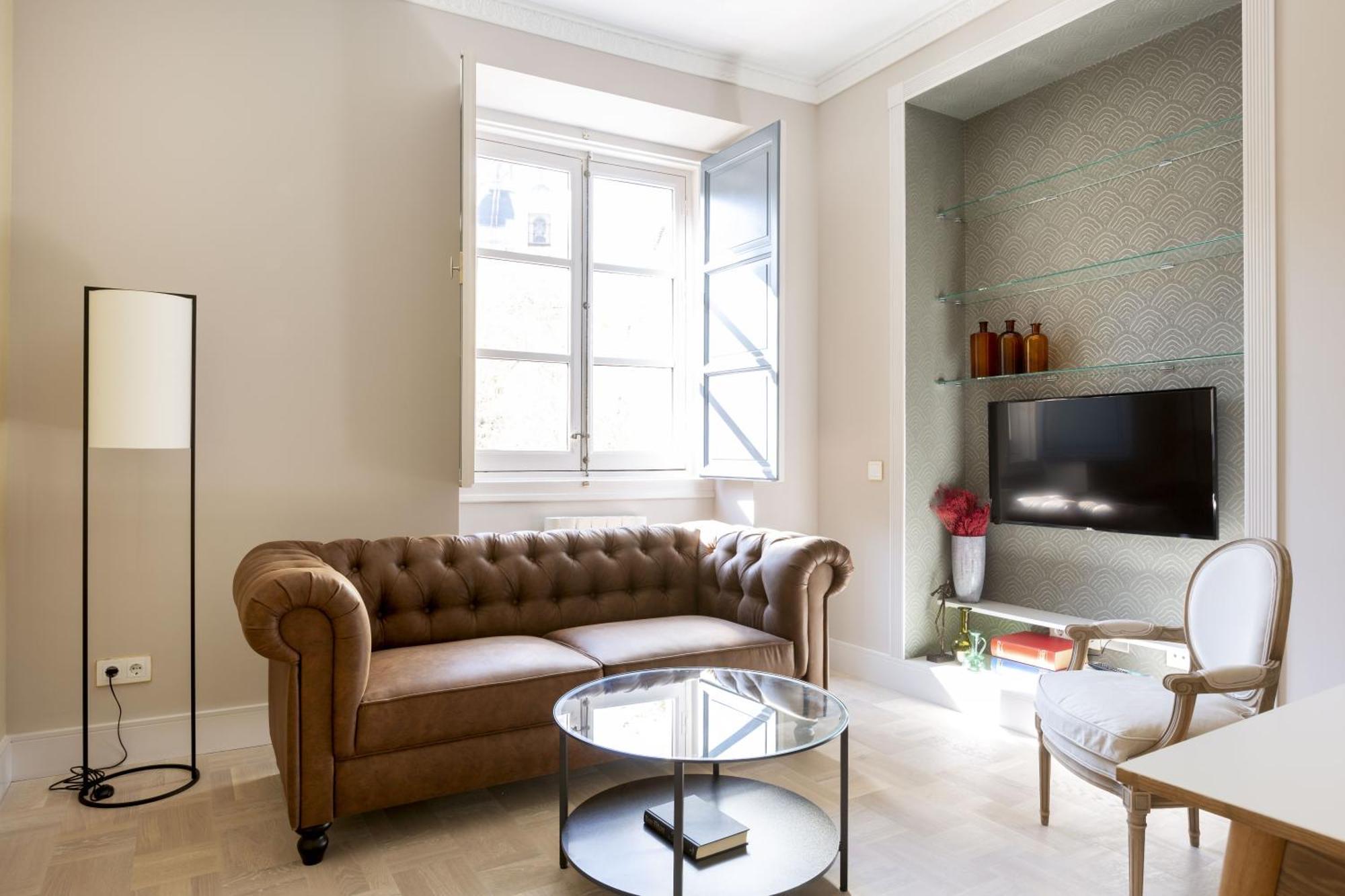 Precioso Apt En La Plaza De La Paja Latina マドリード エクステリア 写真